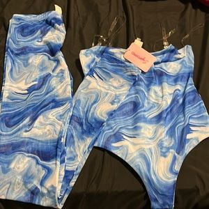 Cloud bodysuit by sugar popped size large